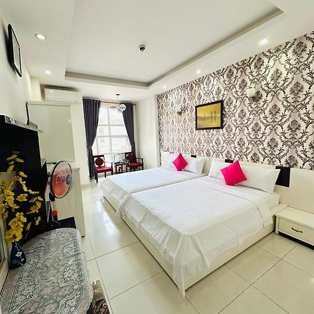 Redflower Hotel โฮจิมินห์ซิตี้ ภายนอก รูปภาพ