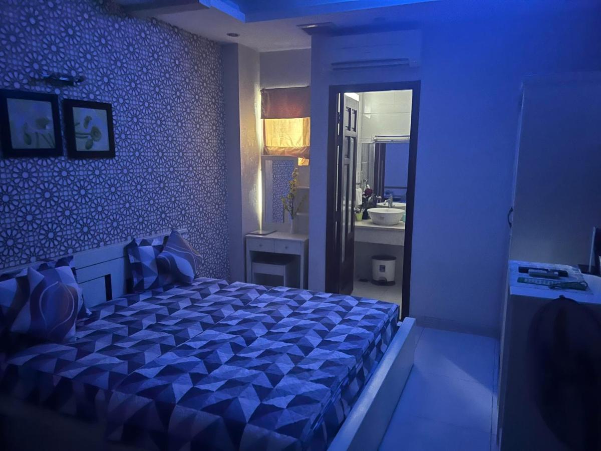 Redflower Hotel โฮจิมินห์ซิตี้ ภายนอก รูปภาพ