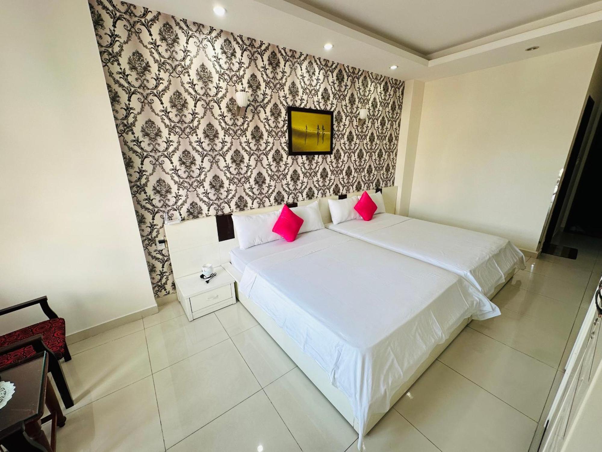 Redflower Hotel โฮจิมินห์ซิตี้ ภายนอก รูปภาพ