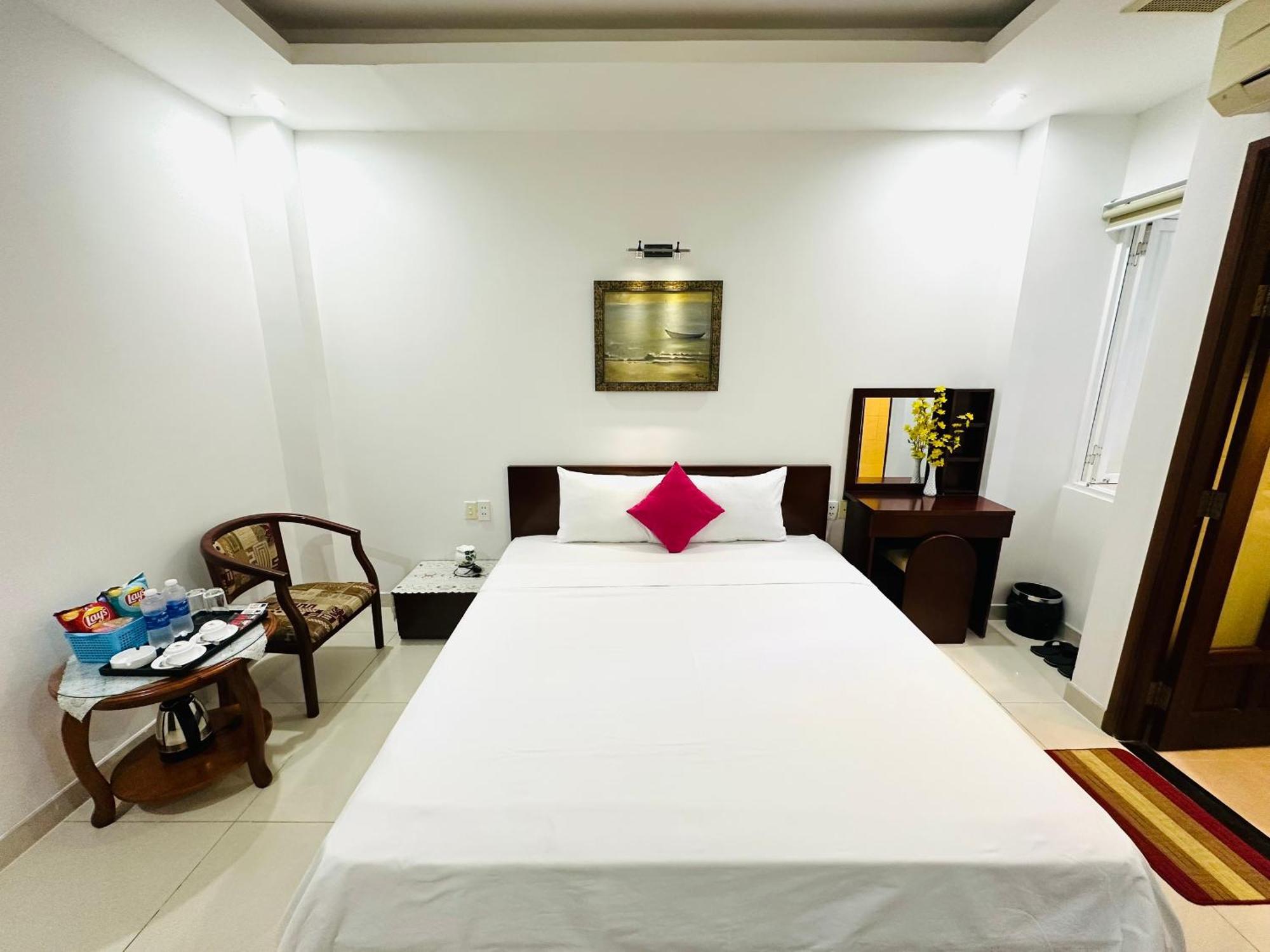 Redflower Hotel โฮจิมินห์ซิตี้ ภายนอก รูปภาพ