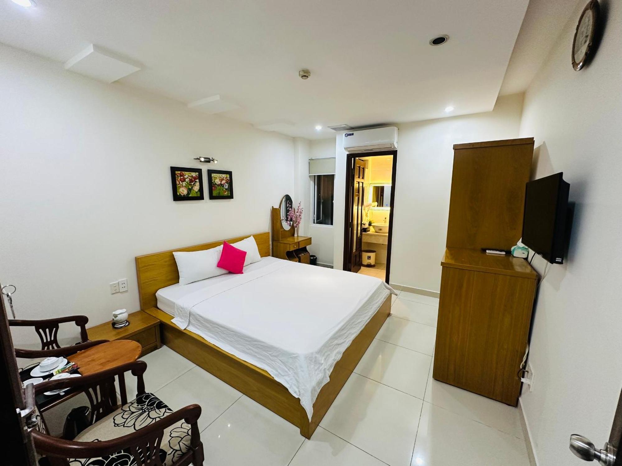 Redflower Hotel โฮจิมินห์ซิตี้ ภายนอก รูปภาพ